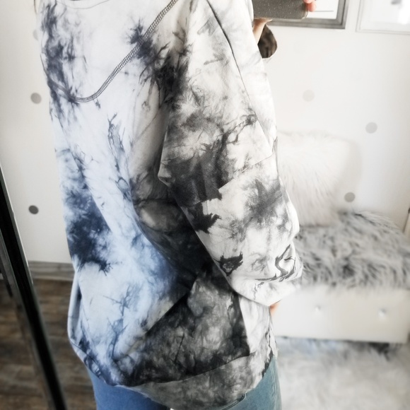 Last1️⃣🆕Naphtali Tie Dye Pullover Sweatshirt - Picture 5 of 9